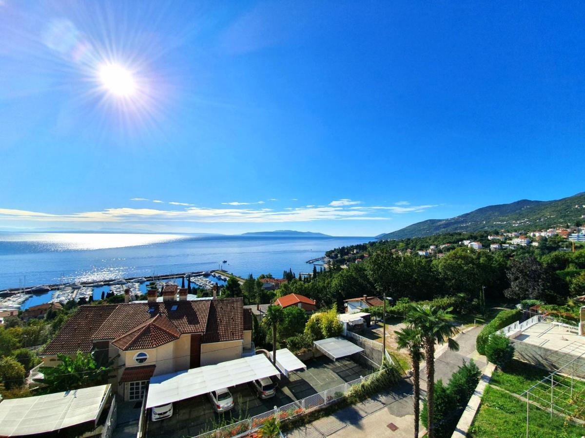Villa Roses Apartments & Wellness Ičići Exterior foto